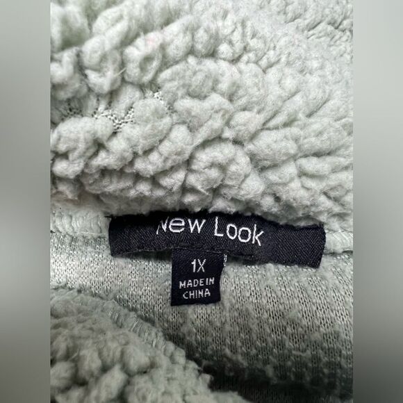 New Look Green Sherpa Jacket Sage 2 Front Pockets Buttoned Long Sleeve Size 1X - Picture 5 of 10